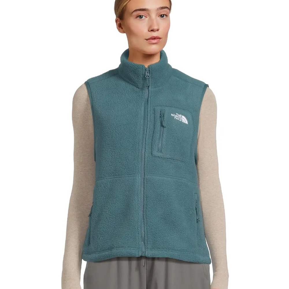 The North Face Teal Yumiori vest M
